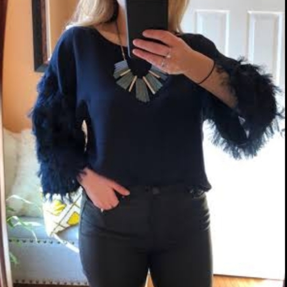 H&M Tops - Boxy Top with Fringe Sleeves New H&M